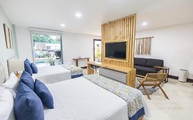 Hotel Paradise Bay